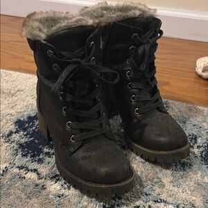 Women's Black Fur-Lined Boots